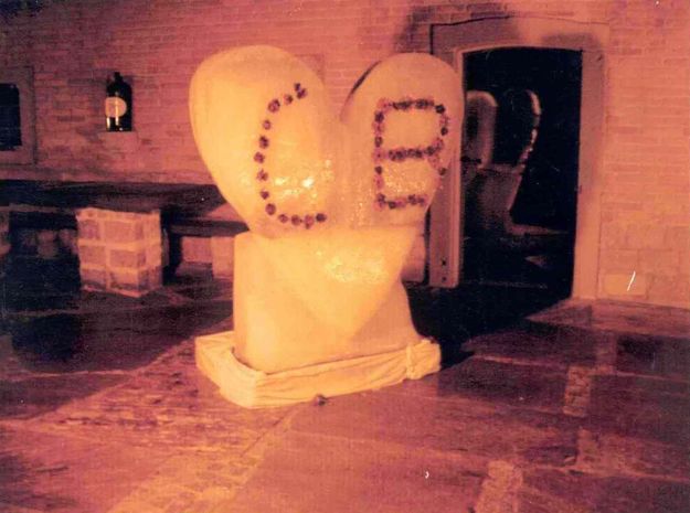 Geburtstagsaktion f�r Claudia und Bernd zum 40. Geburtstag. Eisherz 200 Kilo, Design und Bearbeitung von Ernst Kohnhauser.
